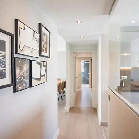 Spaces Oasis Penthouse 3 Bedroom, 2 Bathroom, Terrace, Pool, Sleeps Up To 6 Appartamento