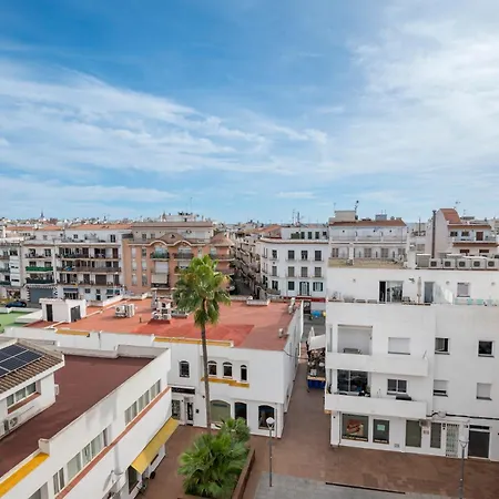 Spaces Oasis Penthouse 3 Bedroom, 2 Bathroom, Terrace, Pool, Sleeps Up To 6 Appartement Sitges