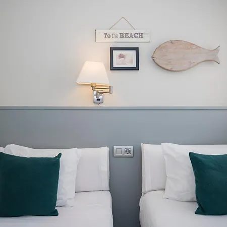 Appartamento Spaces Oasis Penthouse 3 Bedroom, 2 Bathroom, Terrace, Pool, Sleeps Up To 6 *