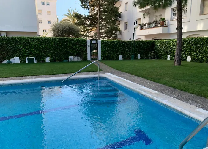 Spaces Oasis Penthouse 3 Bedroom, 2 Bathroom, Terrace, Pool, Sleeps Up To 6 * Sitges