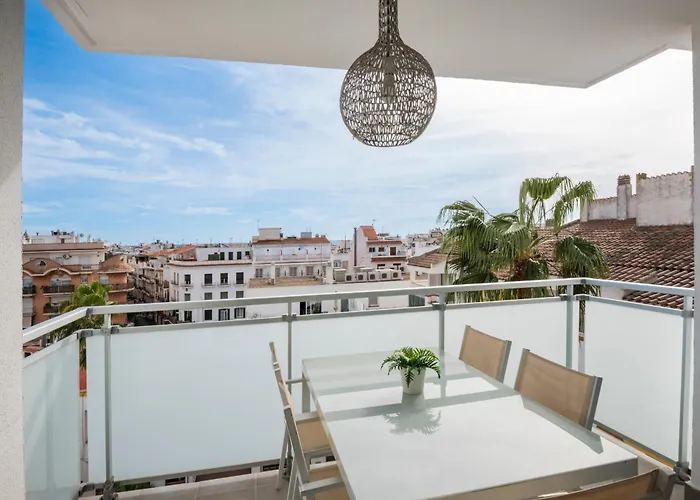 Spaces Oasis Penthouse 3 Bedroom, 2 Bathroom, Terrace, Pool, Sleeps Up To 6 * Sitges