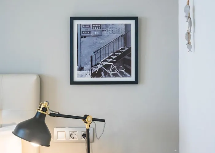 Spaces Oasis Penthouse 3 Bedroom, 2 Bathroom, Terrace, Pool, Sleeps Up To 6 *