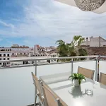 Spaces Oasis Penthouse 3 Bedroom, 2 Bathroom, Terrace, Pool, Sleeps Up To 6 * Sitges
