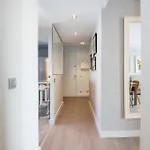 Апартаменти Spaces Oasis Penthouse 3 Bedroom, 2 Bathroom, Terrace, Pool, Sleeps Up To 6
