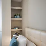 Spaces Oasis Penthouse 3 Bedroom, 2 Bathroom, Terrace, Pool, Sleeps Up To 6 Apartament Sitges