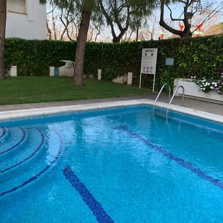 Spaces Oasis Penthouse 3 Bedroom, 2 Bathroom, Terrace, Pool, Sleeps Up To 6 Apartment