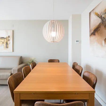 Spaces Oasis Penthouse 3 Bedroom, 2 Bathroom, Terrace, Pool, Sleeps Up To 6 Apartment *