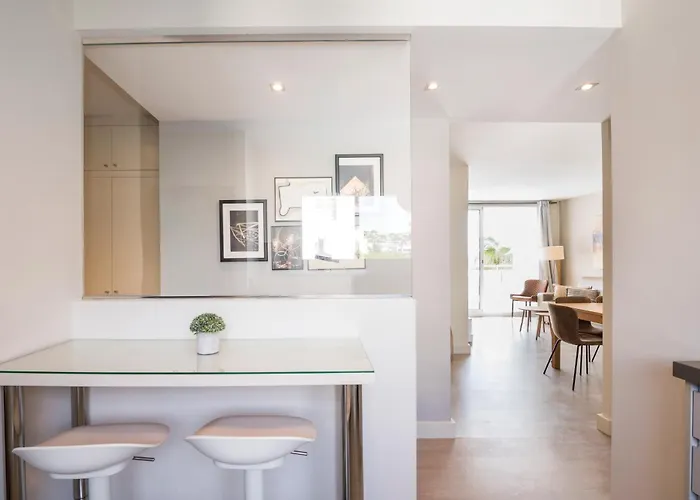 Spaces Oasis Penthouse 3 Bedroom, 2 Bathroom, Terrace, Pool, Sleeps Up To 6 Διαμέρισμα