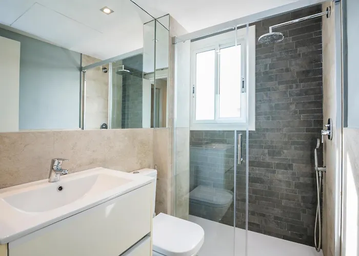 Spaces Oasis Penthouse 3 Bedroom, 2 Bathroom, Terrace, Pool, Sleeps Up To 6 * Σίτζες