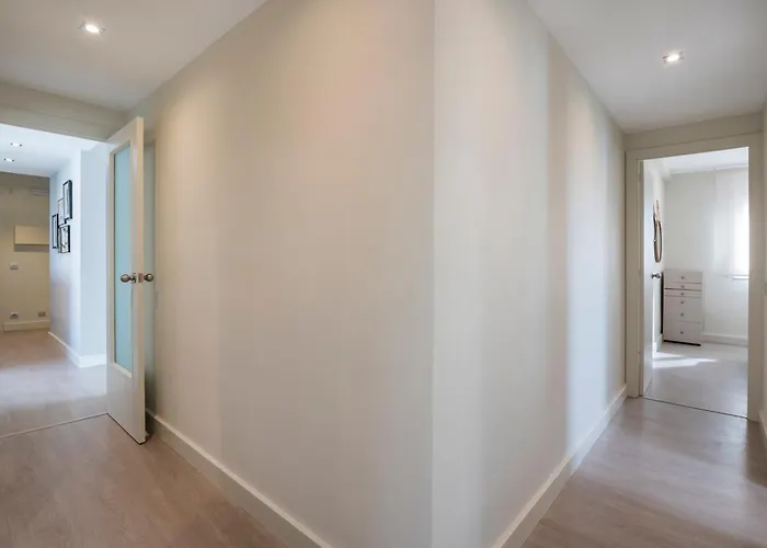 Διαμέρισμα Spaces Oasis Penthouse 3 Bedroom, 2 Bathroom, Terrace, Pool, Sleeps Up To 6