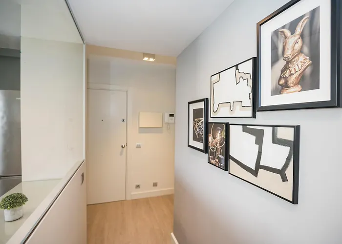 Spaces Oasis Penthouse 3 Bedroom, 2 Bathroom, Terrace, Pool, Sleeps Up To 6 Apartment Sitges